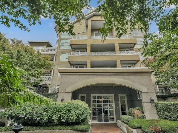 5888 Dover Cres #316, Richmond, BC V7C 5R9