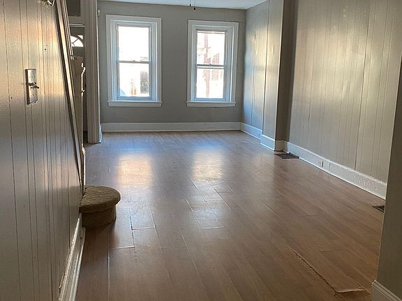 4th image of 929 Kirkwood St
