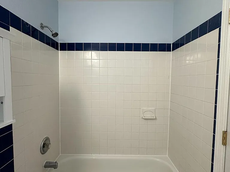 2120 N Tazewell Ct — Photo 22