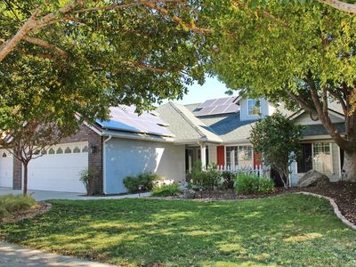 953 N Harvard Ave, Clovis, CA, 93611