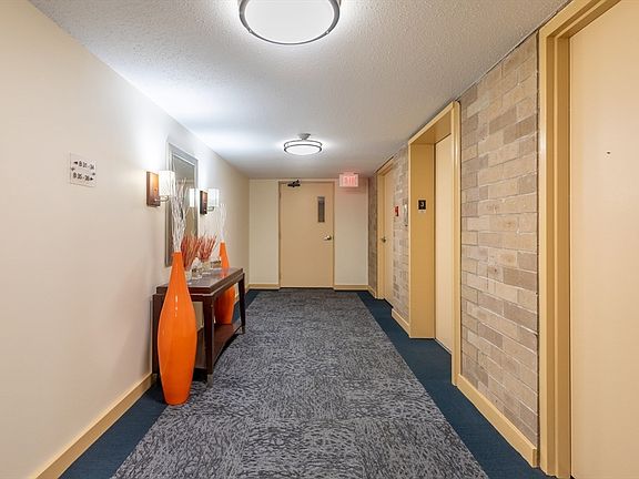 3rd image of 175 Quincy Shore Dr APT B33