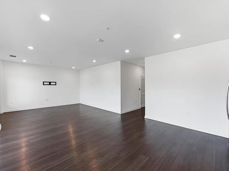 4361 S Congress Ave #309 — Photo 14