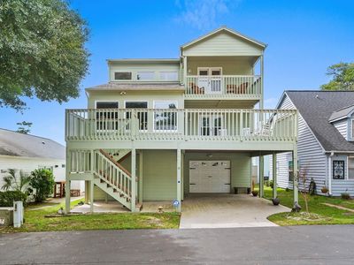 829 9th Ave S, North Myrtle Beach, SC, 29582