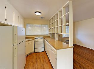 1005 Lochbrae Rd APT 12, Sacramento, CA 95815