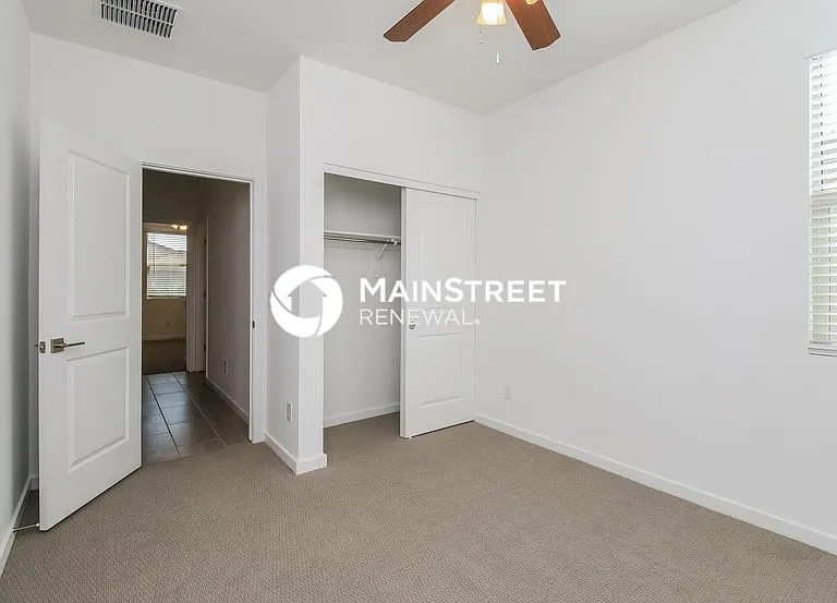 4504 W Stonecrop Dr — Photo 13