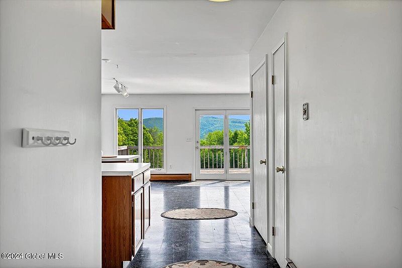 5th image of 326 Moore Hill Road