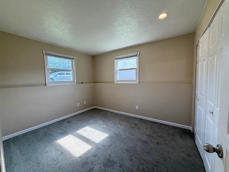 801 Deerfield Rd #6 — Photo 11