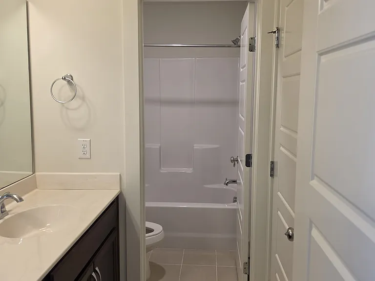 6260 Taylor Rd — Photo 12