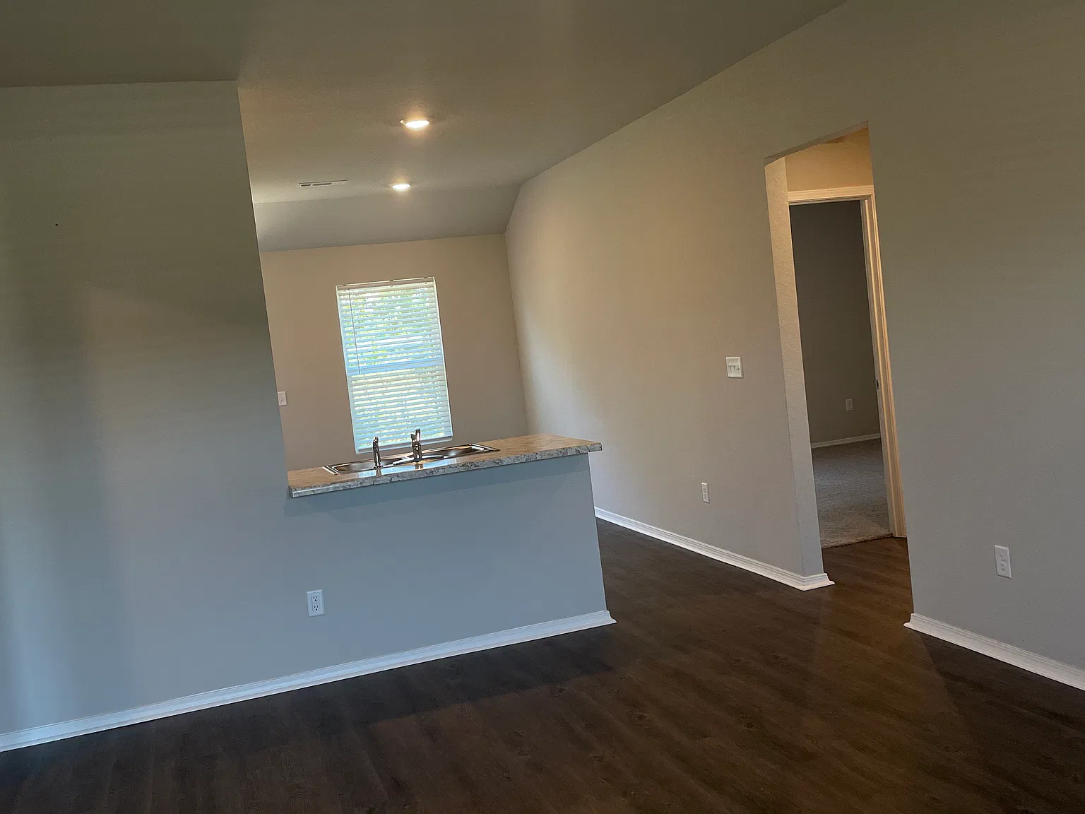 3 bed, 1243 sqft, $1,550 — Photo 4