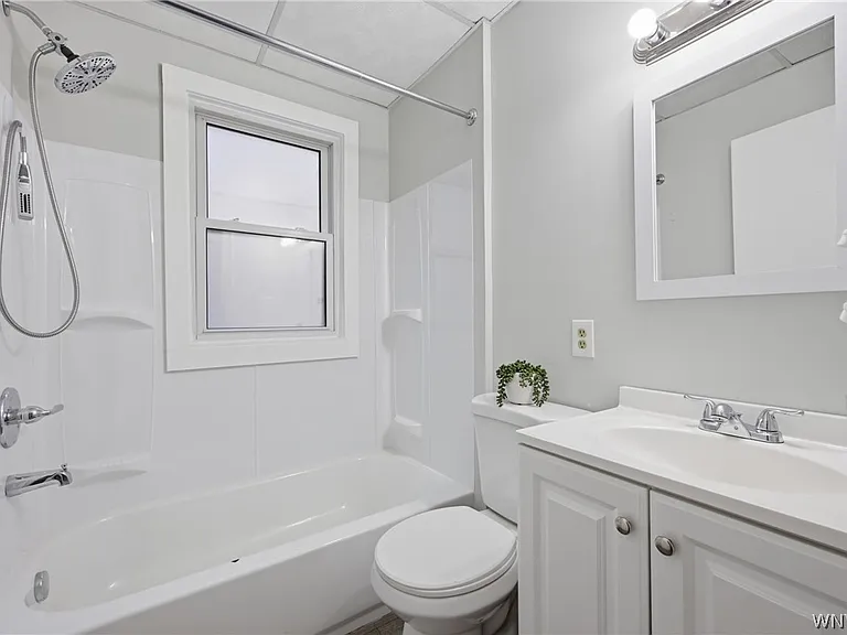 80 Anderson Pl — Photo 10