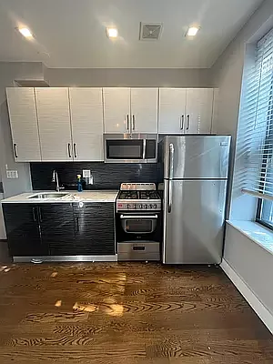 2331 Bedford Ave #1B — Photo 2