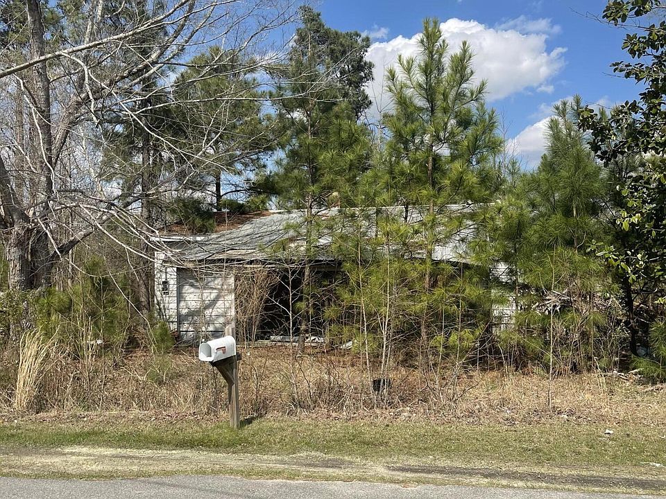 2nd image of 18 Clifford Road