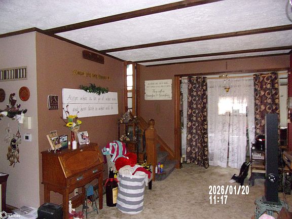 3rd image of 333 1st St