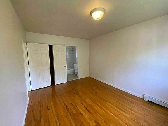 4th image of 4336 Baychester Ave #2