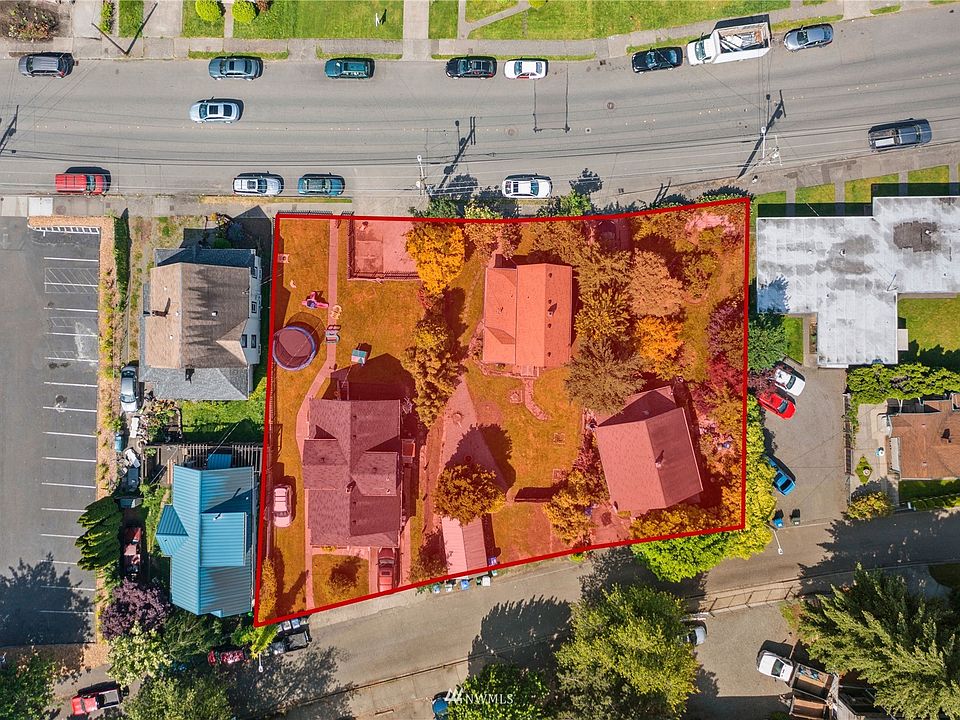 All 3 sold together!  113 Burnett S, 106 Logan Ave S., 108 Logan Ave S. Renton WA 98057>