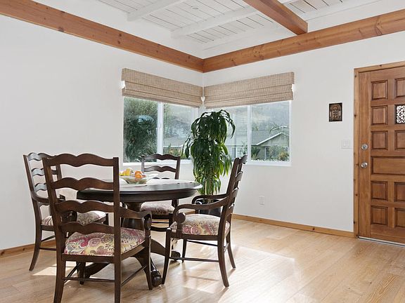 5th image of 263 Barry Dr