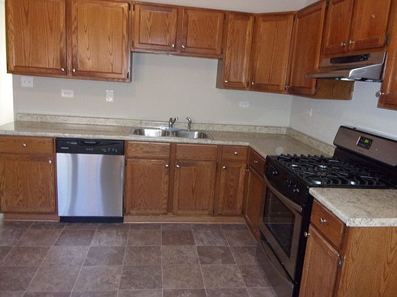 4th image of 14249 Evans Ave