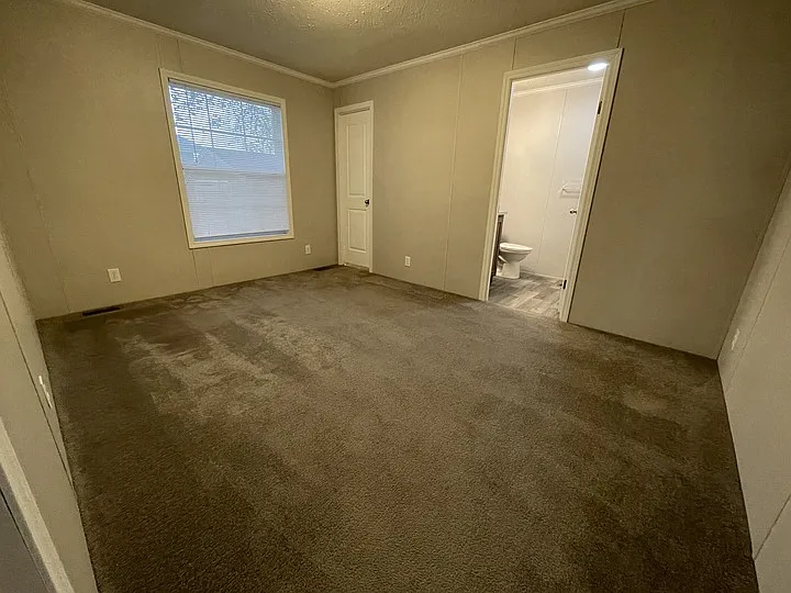 38000 Le Chateau Blvd #124 — Photo 9
