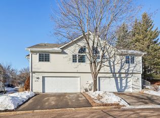 6112 Creek Line Dr, Minnetonka, MN 55345
