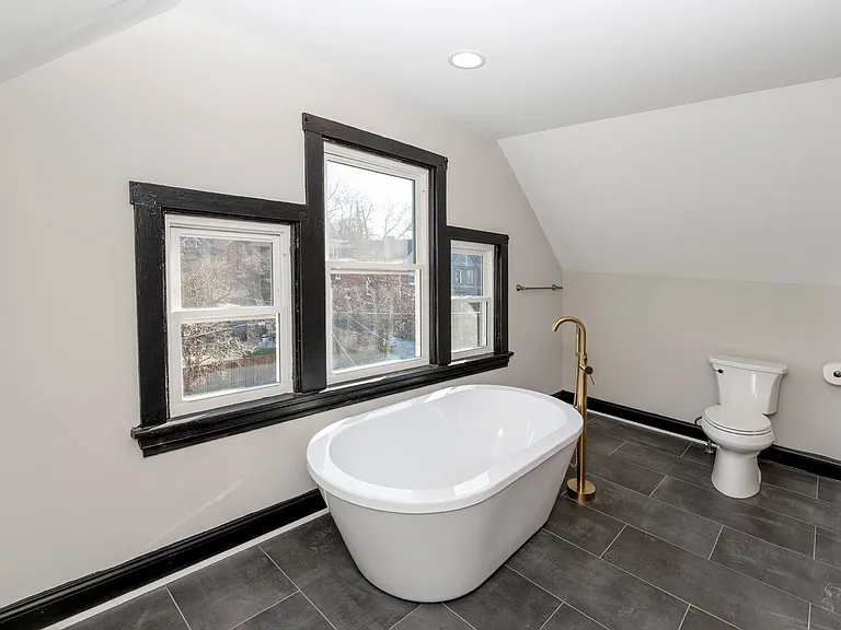 3059 Cleinview Ave — Photo 9