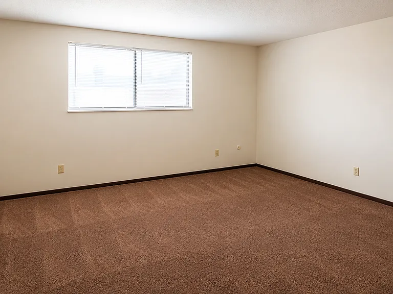 1235 Nadine Dr — Photo 7