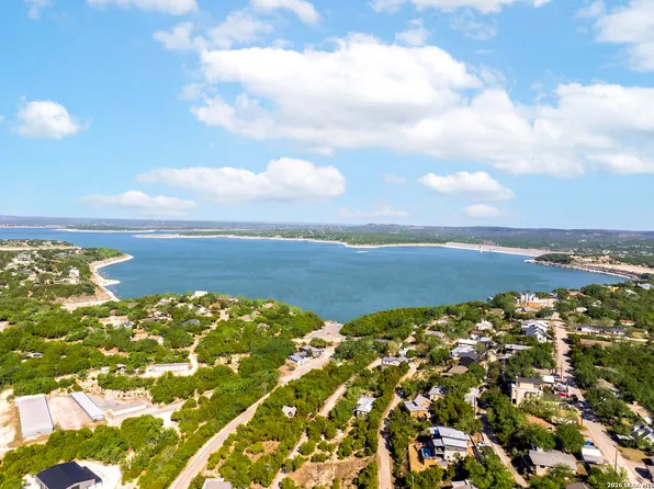 651 Rock Castle LOT 24, Canyon Lake, TX 78133