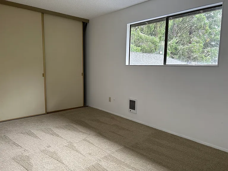 237 E Woodhill Ave #1 — Photo 12