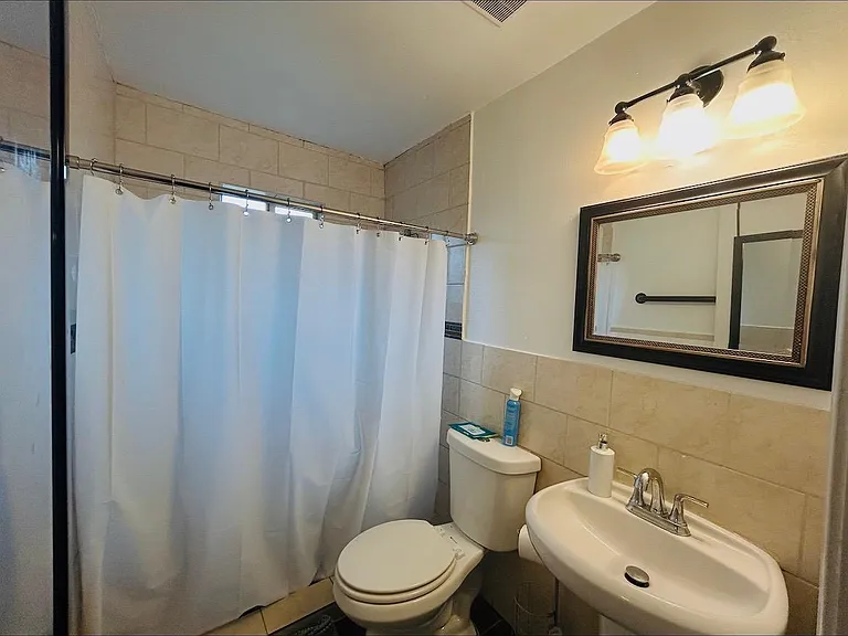 8137 Wetherby Ln — Photo 6