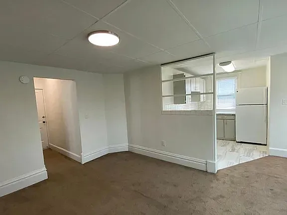 2 bed, 700 sqft, $1,095 — Photo 2