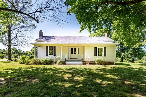 3097 Old Murfreesboro Rd Photo 1