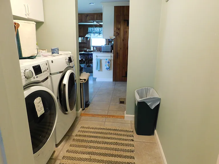 70 E Grand Ave — Photo 7