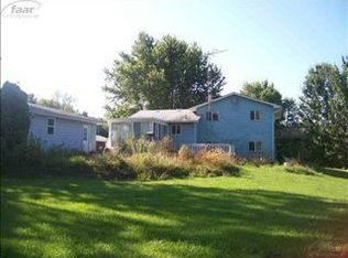 8447 Jordan Rd, Grand Blanc, MI 48439