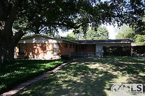 1st image of 1613 Apache Dr