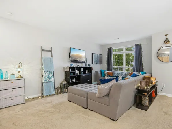 8640 Neuse Landing Ln Unit 110, Raleigh, NC 27616