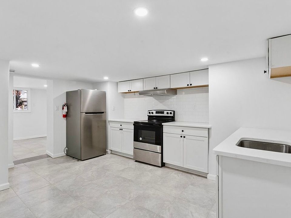 1st image of 4333 Ventnor Ave #Ll1