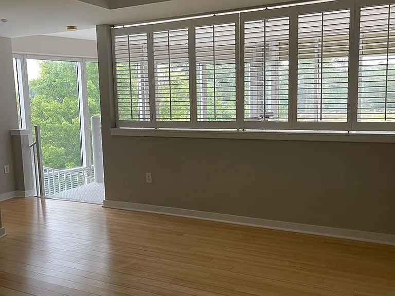277 S Gay St #204 — Photo 9