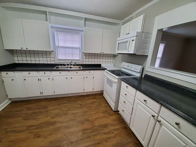 6 Deanna Dr — Photo 5