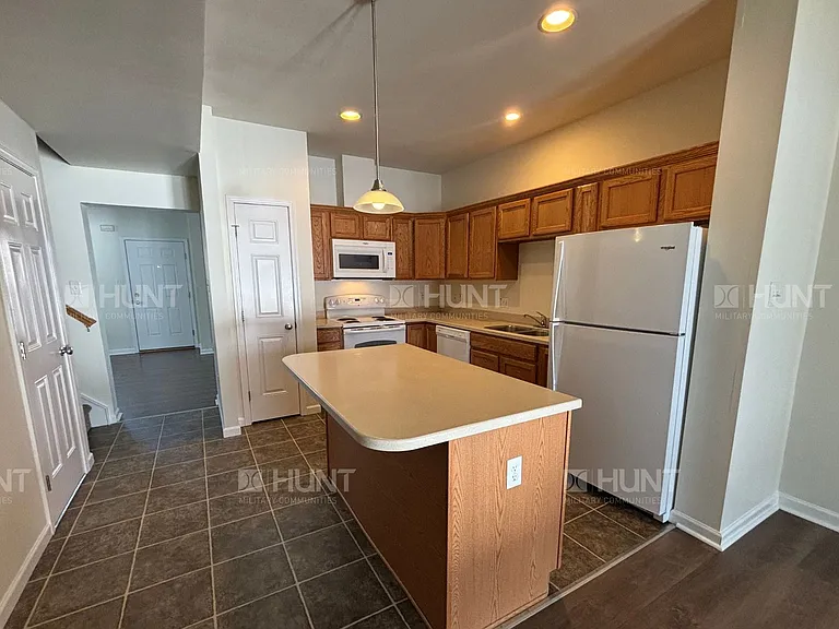 91 Barrett Dr — Photo 4