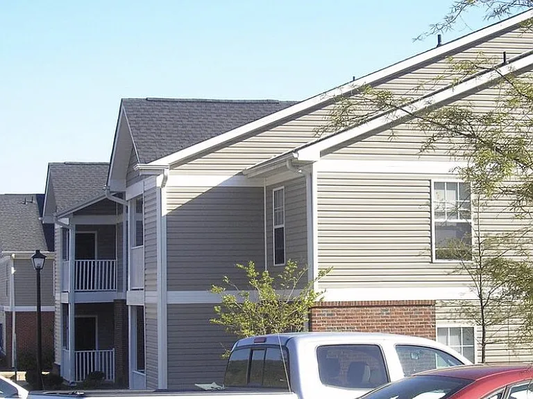 Lake Vista — Photo 2