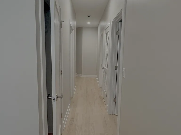 6455 S Saint Lawrence Ave #3 — Photo 4