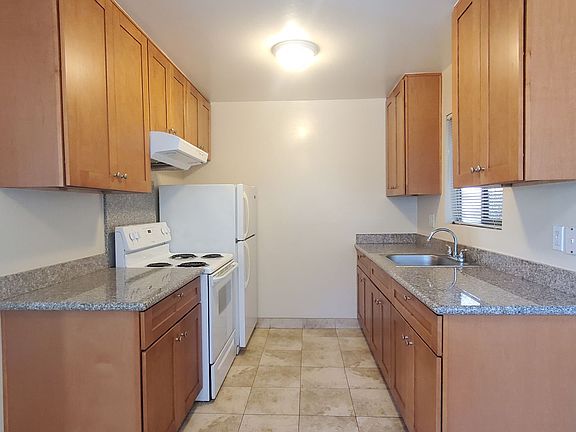 3rd image of 3036-3024 Huff Ave #25