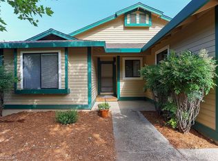 22668 Sunset Ridge Dr, Auburn, CA 95602