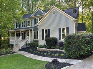 812 Ridge Creek Ln, Woodstock, GA 30189