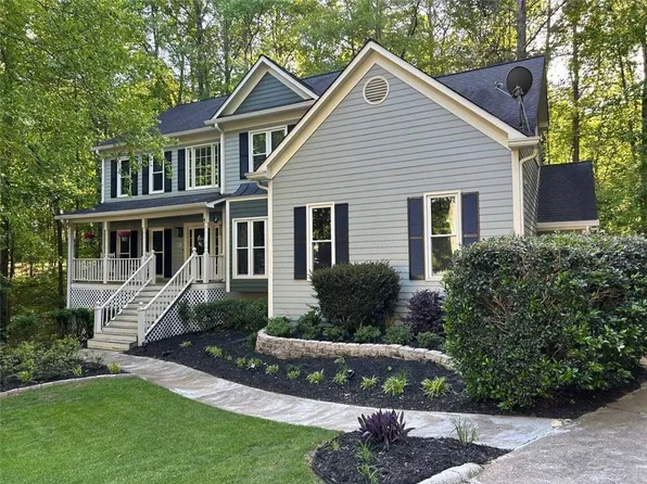 812 Ridge Creek Ln, Woodstock, GA 30189