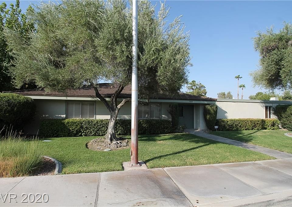 1st image of 3060 El Camino Ave #0