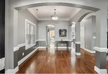 1745 Lela Ave — Photo 11