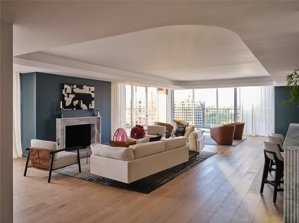 3310 Fairmount St APT P3b, Dallas, TX 75201