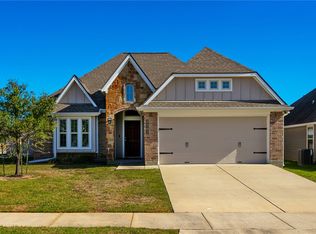 2101 Polmont Dr, Bryan, TX 77807