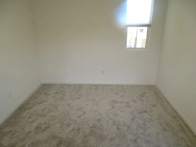 2929 Gallarate Dr — Photo 35