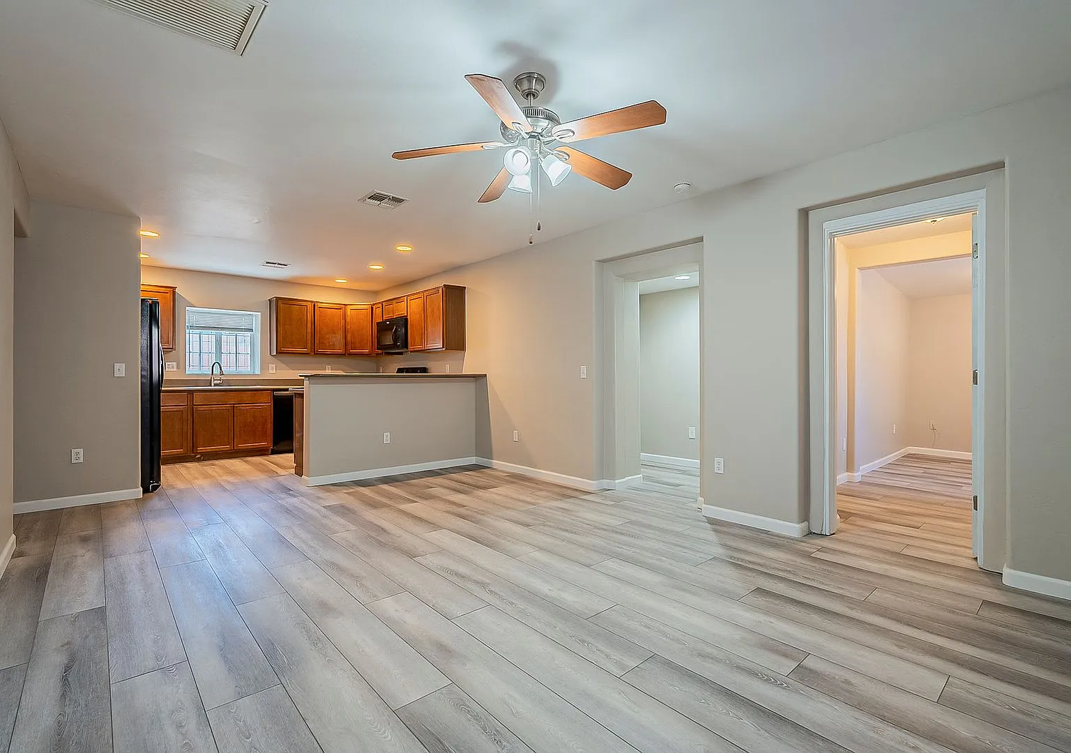 1628 E. Miles St. — Photo 3